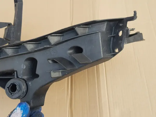 Support de Phare OEM Audi A4 B8 - Avant Gauche image 9