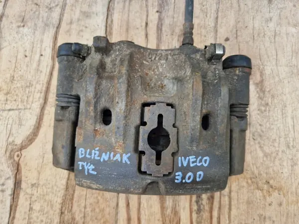OEM ZACISK TYŁ JARZMO BLIŹNIAK IVECO Daily III 99-06 image 3