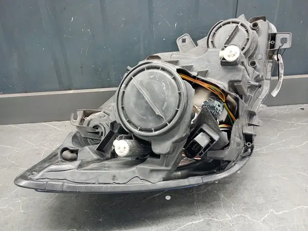 Faros izquierdo Mercedes SPRINTER 906 W906 2014-2018 A9068205600 image 9