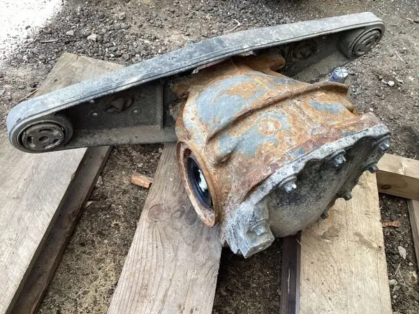 Begagnad bakre differential Mercedes E W211 image 4