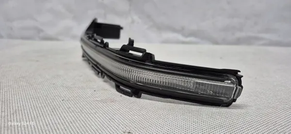 Clignotant miroir gauche OEM 9451949A BMW 7 i7 G70 image 3