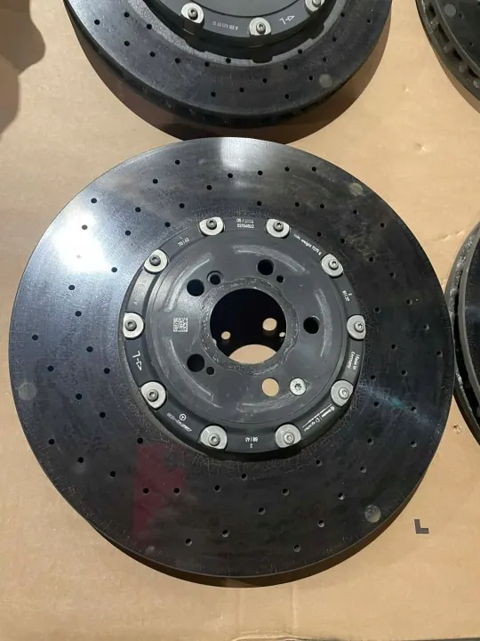 Mercedes AMG GT Keraaminen Jarrukit OEM A2314211512 image 3