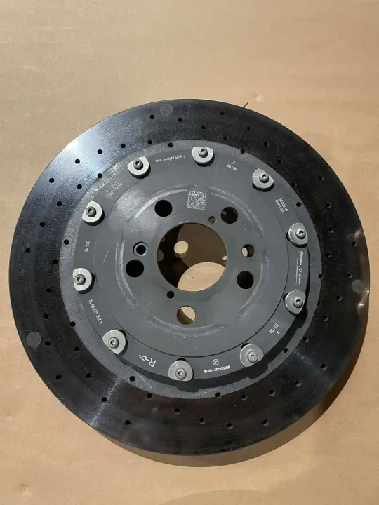 Mercedes AMG GT Keraaminen Jarrukit OEM A2314211512 image 4
