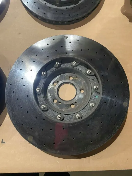 Mercedes AMG GT Keraaminen Jarrukit OEM A2314211512 image 7
