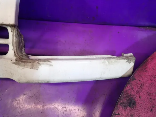 Emblème de calandre Renault Master II OEM Zawada-382177- image 3