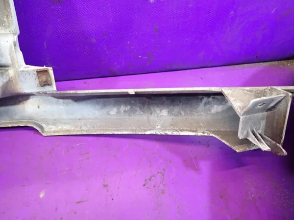 Emblème de calandre Renault Master II OEM Zawada-382177- image 7