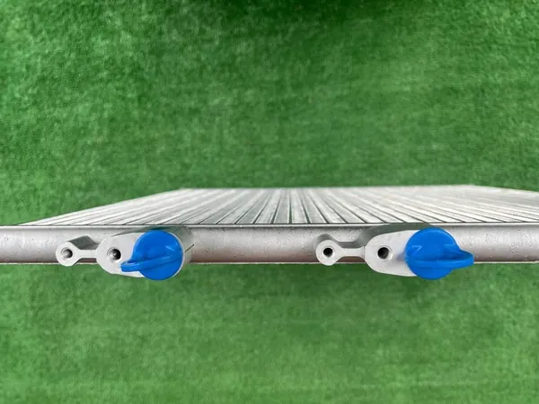 OE Ilmastointiradiatori Porsche Taycan image 3