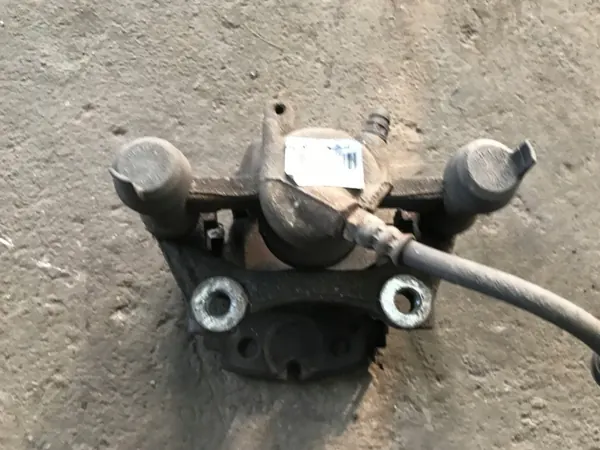 Bromsok vänster bak OEM Mercedes Vito W447 image 3