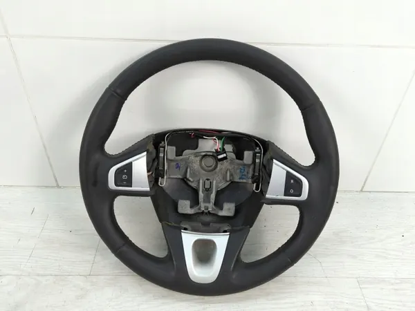 Renault OE Ohjauspyörä OEM 6074098 - Käytetty image 2