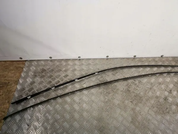 Barra de teto Infiniti Q50 OEM FBZ7670 - Usado image 3
