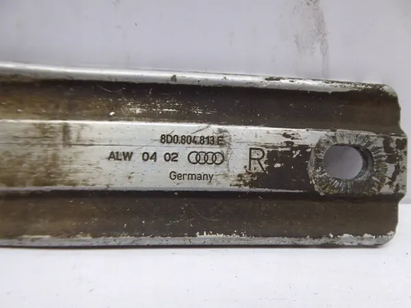 A4 B5 SUPERB A6 C5 97-01 Reforço de Túnel 8D0804813E image 3