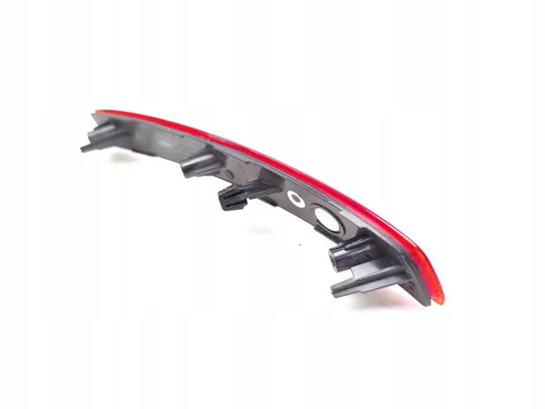 Refletor traseiro MG 4 OEM 10976808 - Estado usado image 5