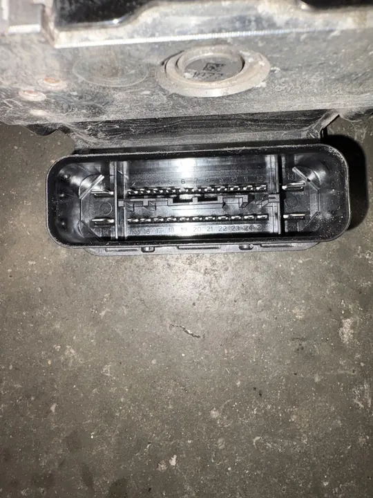 SUBARU LEGACY V ABS POMP SEDAN 2.0D image 5