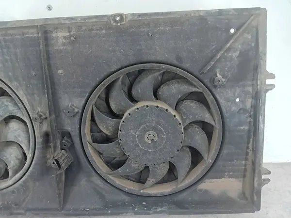 Radiatorventilator OEM 701121207B voor VW T4 image 8