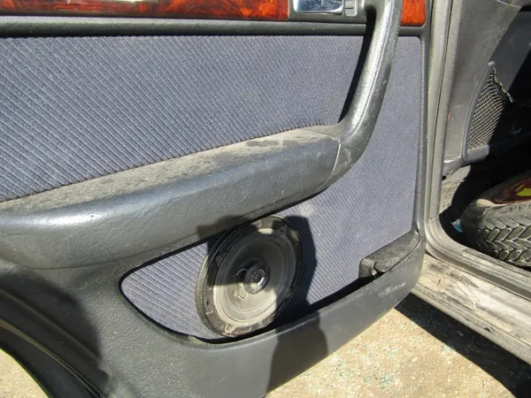 Panel lateral de puerta Audi 100 C4 OEM AK-6-91285 image 5