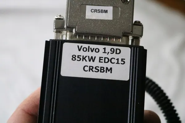 Volvo V40 1.9D 85KW - puce de réglage CRSBM image 3