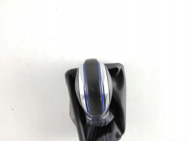Pommeau de vitesse OEM RZV58160 pour VW Passat B8 2018 image 5