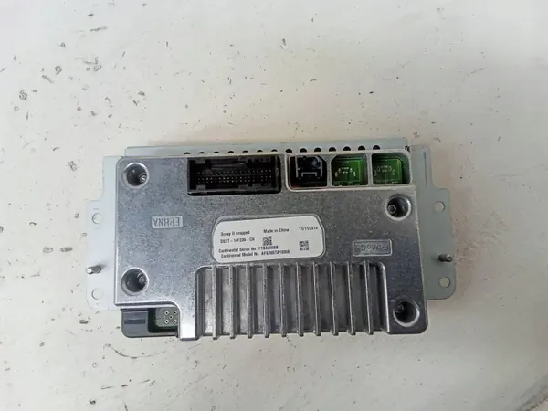 Ford Mondeo III Navigointinäyttö OEM DS7T14F239CH image 3