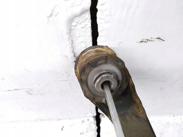 Bakre differentialfäste Volkswagen Transporter - Caravelle T5 OEM image 2