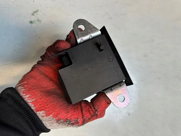 Bagagelås SEAT IBIZA V KJ1 LS4Y HB image 2