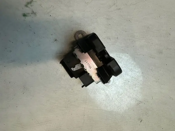 Bagagelås SEAT IBIZA V KJ1 LS4Y HB image 3