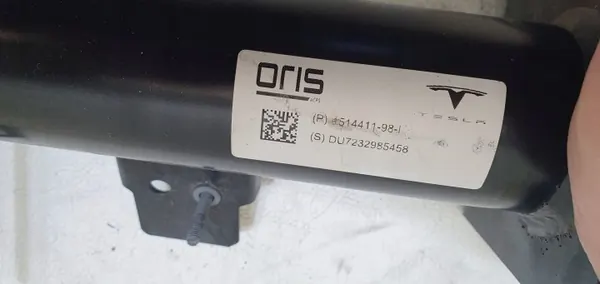 Tesla Model Y Peräkärrykaapeli OEM 1514411-98-I image 4