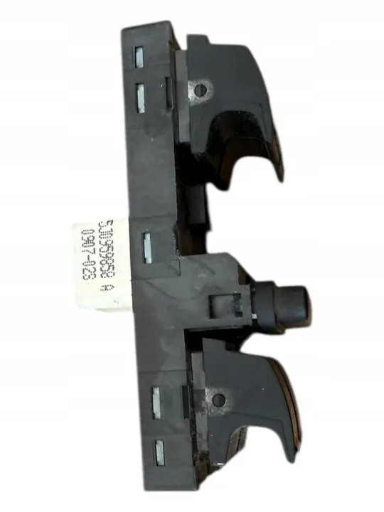 Linke vordere Fenstersteuerungstaste SKODA ROOMSTER (5J) OEM image 3