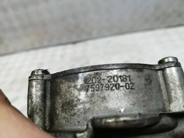 Bomba de vacío Citroen DS3 OEM 7597920 - 1.6VTi image 3