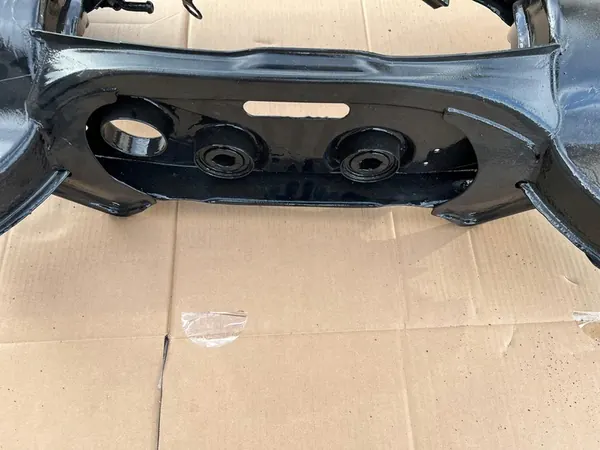 Viga de eixo traseiro Mercedes W203 recondicionada image 8