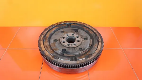 MAZDA 6 GH CX-7 2.2 CITD Kaksiosainen Kytkin R2A1-16610-B image 2