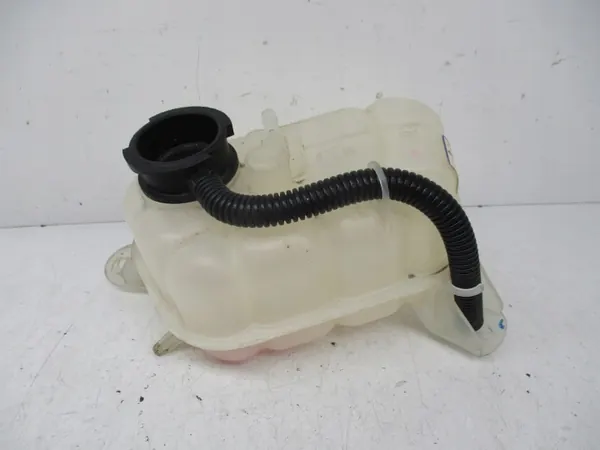 Fiat 500E koelvloeistoftank OEM 52126409AB 2013-2019 image 2