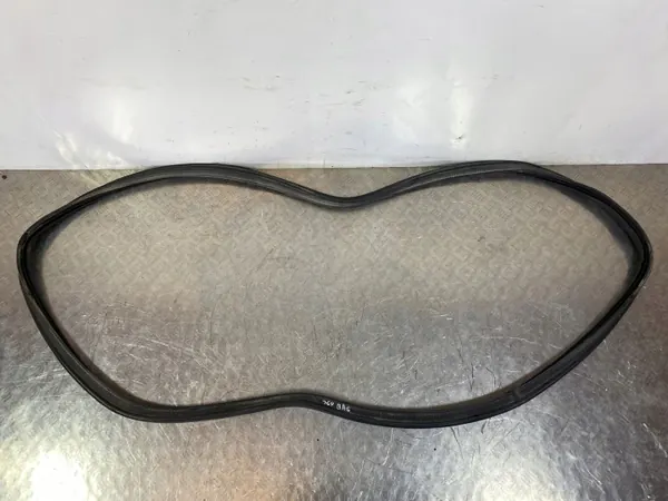 OEM FOB44913 Heckklappendichtung für Jeep Grand Cherokee image 2