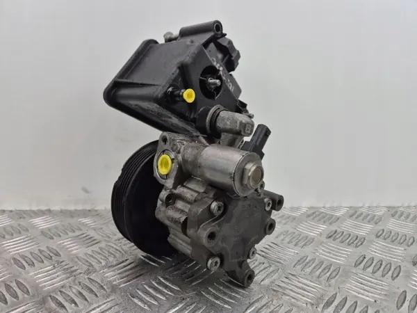 Pompe de direction assistée Mercedes OEM 0064664401 image 3