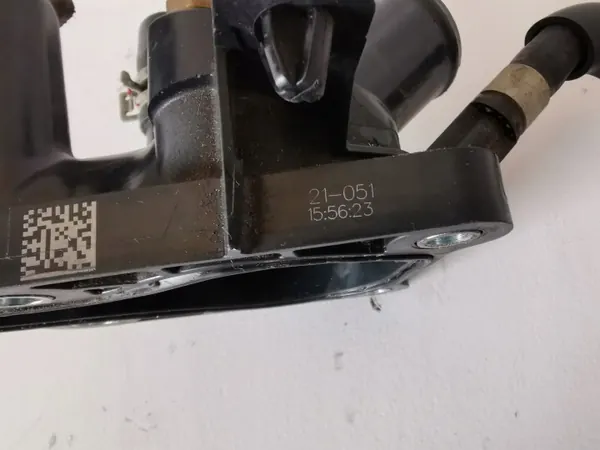 Carcaça do termóstato OEM 110606CA0A para Mitsubishi Outlander image 5