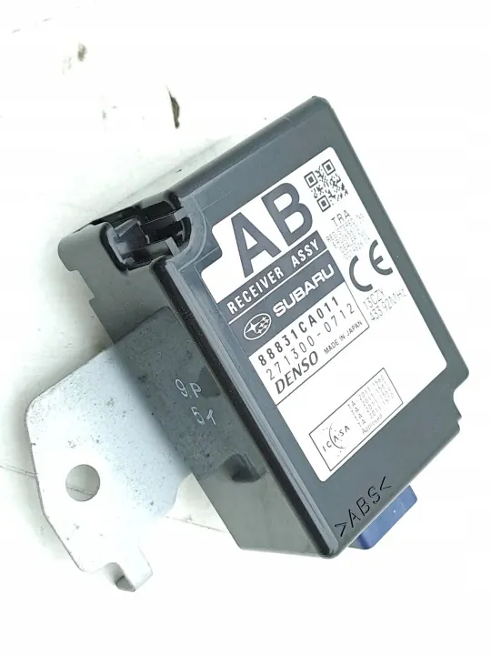 Toyota GT86 Keyless-Start-Modul OEM 88831CA011 image 5