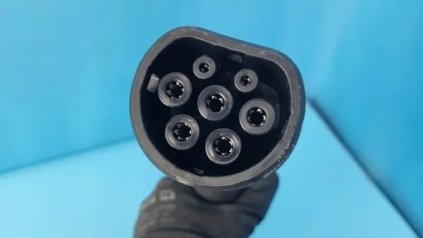 Laddkabel RENAULT ZOE II 296904592R image 5