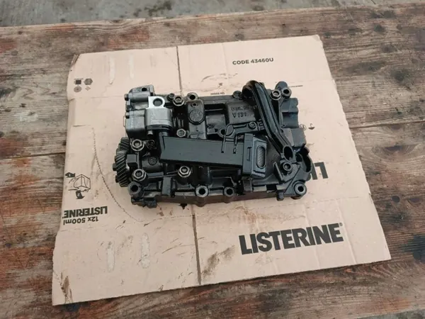 Pompe à huile OEM 03L103537 pour VW AUDI 2.0 TDI image 2