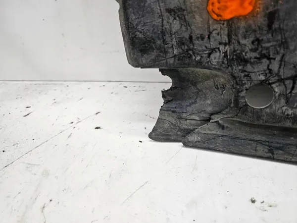 Vasen alustasuojus OEM 8E0825207B Audi A4 B7 image 3