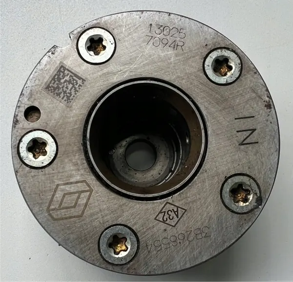 Rueda de distribución Renault OE 130257094R - Usada image 2