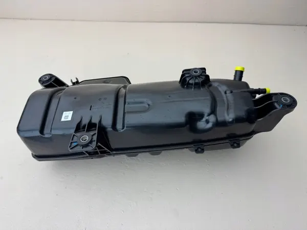Réservoir AdBlue Land Rover OEM K8D2-5J228-AB Occasion image 5