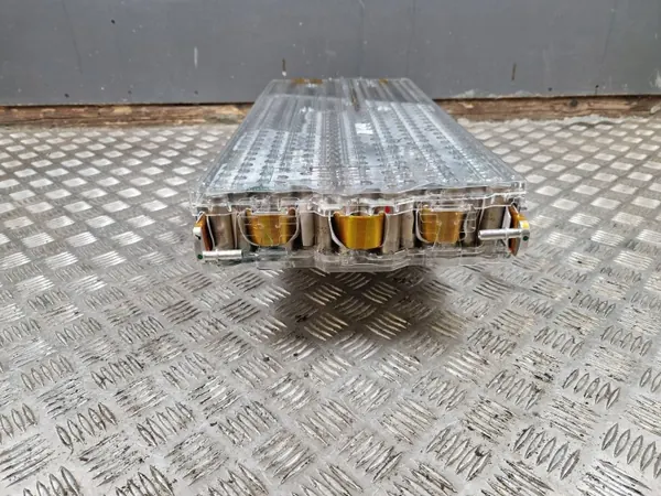 Célula bateria Tesla Model S OEM 102859120B - Usada image 3