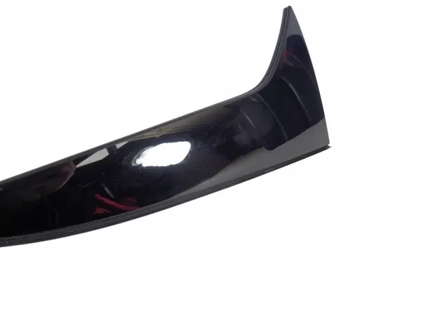 OEM 3J0827940A Moldura Spoiler Derecha Trasera - Usado image 3