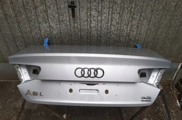 Coffre Audi A8 OEM 4H0827446 - État d'occasion image 2