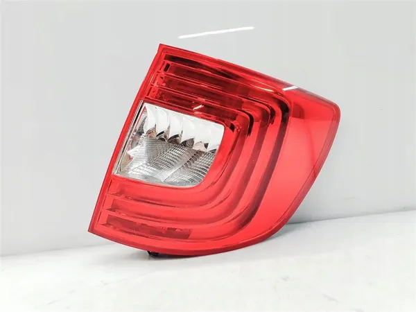 SKODA SUPERB II KOMBI LIFT 3T9 13r+ LUZ TRASERA LED DERECHA image 3