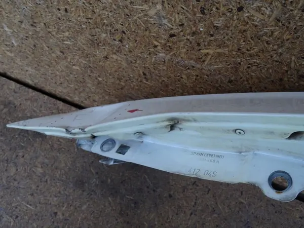 AUDI Q3 8U 11-18 Främre Höger Skärm Original LY9K image 9