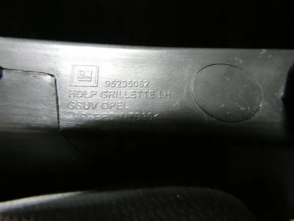 Tapa de parachoques izquierda para Opel Mokka image 4