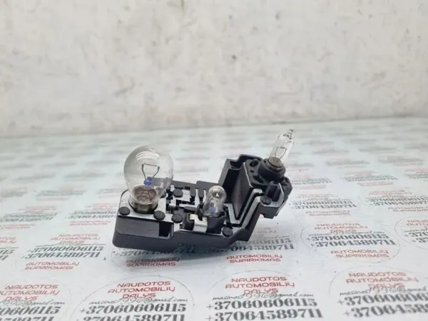 Connecteur Feu Arrière SEAT EXEO OEM 3R9945231 image 2