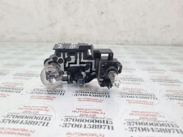 Connecteur Feu Arrière SEAT EXEO OEM 3R9945231 image 4