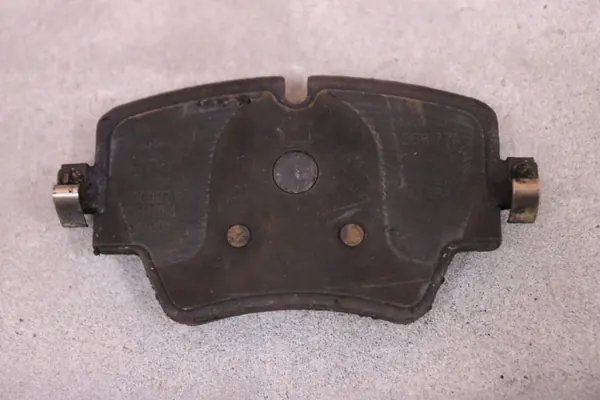 OEM 6877212 Etujarruslevyt ja -palat BMW:lle image 4