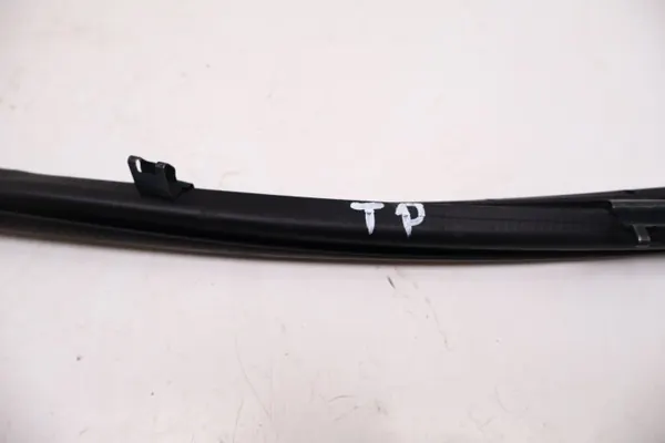 Lexus RX IV Oikea takaoven tiiviste OEM 1206091781 image 4